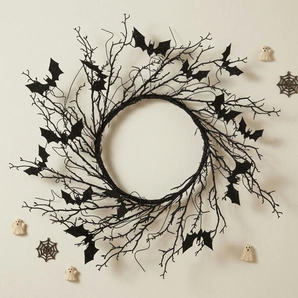 Garden Greatness Spooky Bat Wreath Garden Door Decor