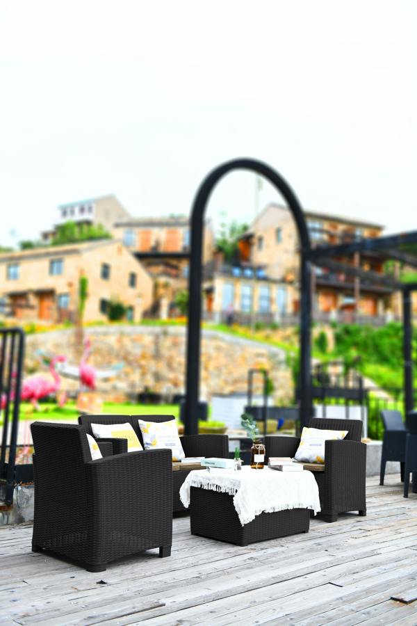 Homeology SANTANA 4 Piece PE Rattan 4-Seater with Cushions Garden Furniture and Coffee Table Set in Black