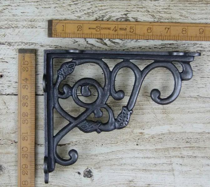 Pair of Antique Cast Iron Dutch Shelf Brackets - 190mm x 220mm