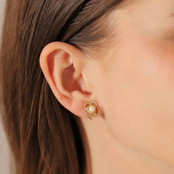 Gold Trip Flower Pearl Clip On Earrings