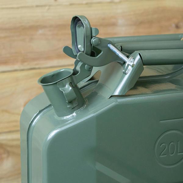 Samuel Alexander 20 Litre Metal Jerry Can for Fuel with Leak Proof Bayonet Closure