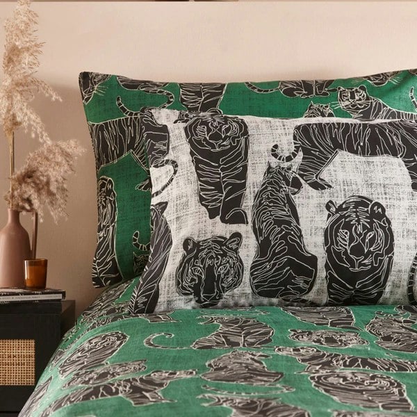 Furn Reversible Wildcat Duvet Cover Set - Jungle Green