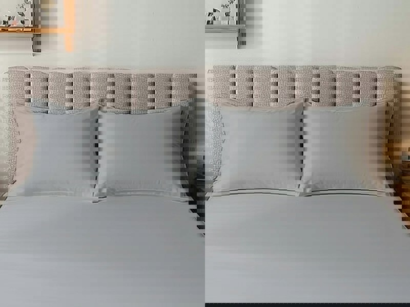 Snug City Microfibre Soft Touch Plain Dyed Housewife Pillowcase Pair