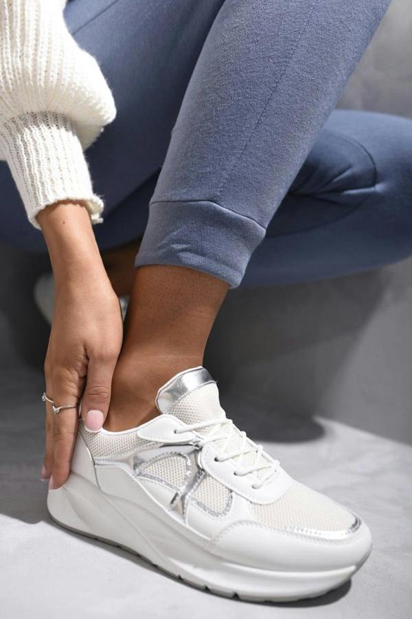 Janessa Low-top Lace-up Trainers - White