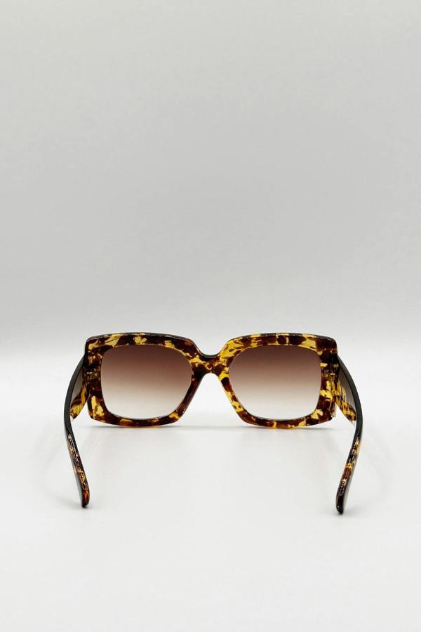 SVNX Oversized Square Sunglasses in Tortoiseshell