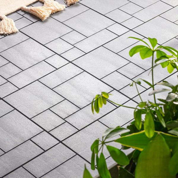 Nicoman Pallet Offer - Mosaic Composite Interlocking Decking Tiles - 630pcs