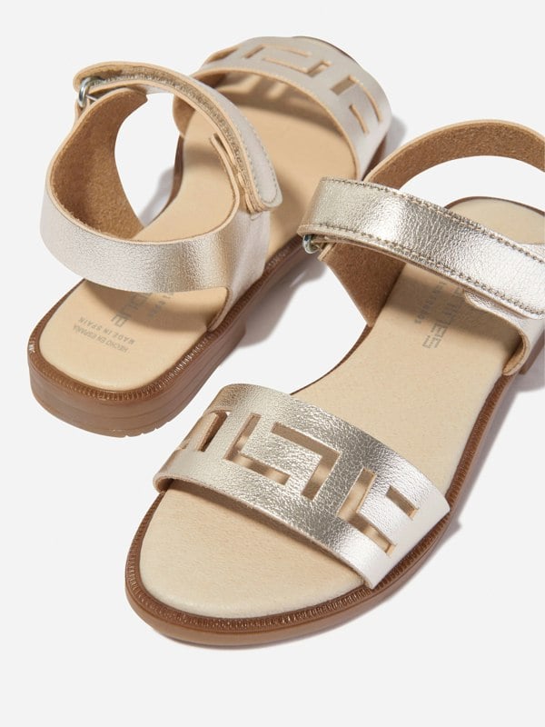 Andanines Girls Laser Cut Sandals in Gold