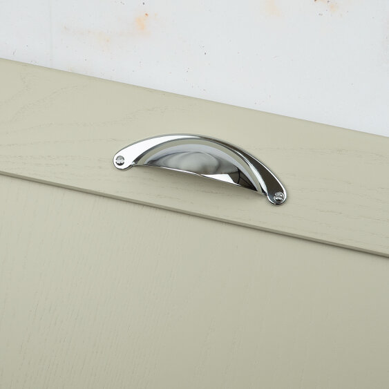 Handle & Home Polished Chrome Knob and Coordinating Cup Handle