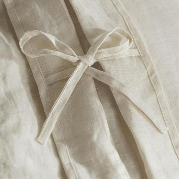 Soak&Sleep Chalky White French Linen Bed Set