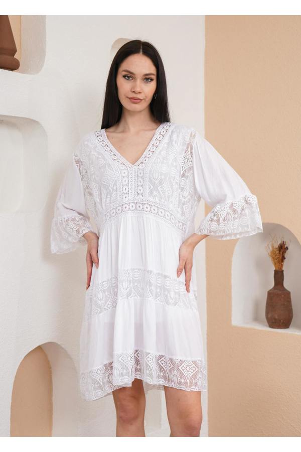 Hoxton Gal Relaxed Fit 3/4 Sleeves Lace Detailed V Neck Mini Dress in White
