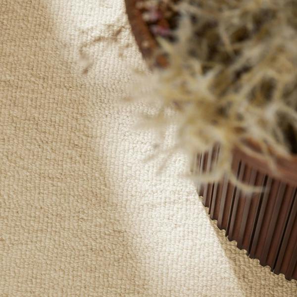Wool Rug Knots Light Beige, Durable and Soft Pile rug, Heat insulting