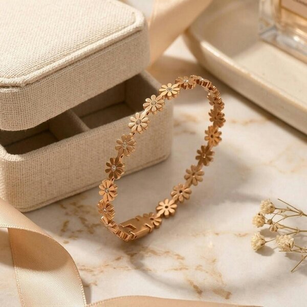 The Colourful Aura 18ct Rose Gold Plated Clear Crystal Daisy Flower Link Floral Bracelet