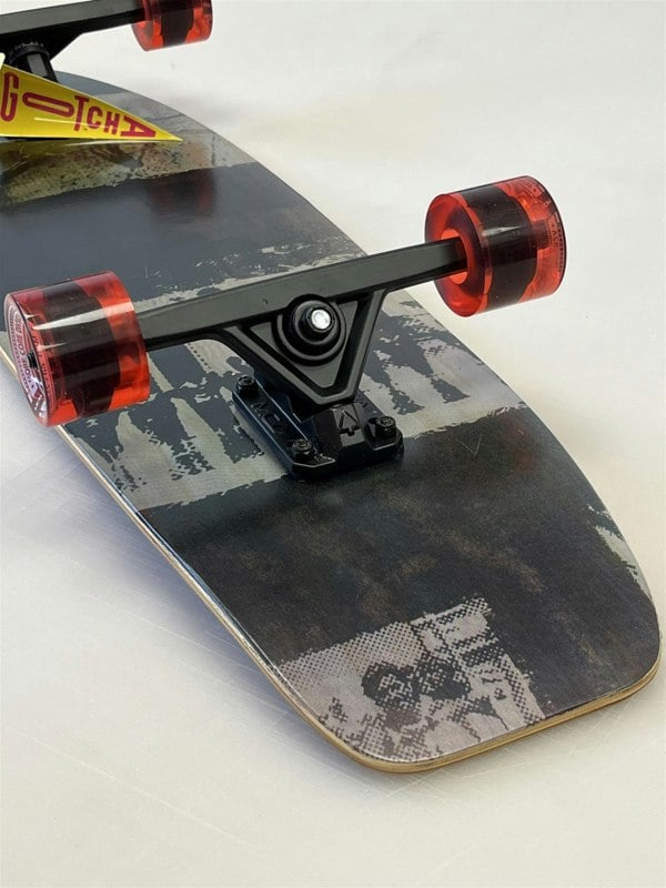 Gotcha Skateboard Gotcha International Complete Cruiser Black Red 30 Inch