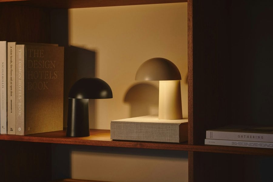Nordlux Faye Portable | Table lamp | Beige