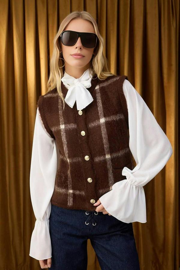WOVCOR Soft Texture Argyle Knit Vest