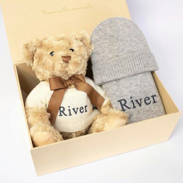 The Baby Gifting Company PLAIN CASHMERE SET WITH TEDDY