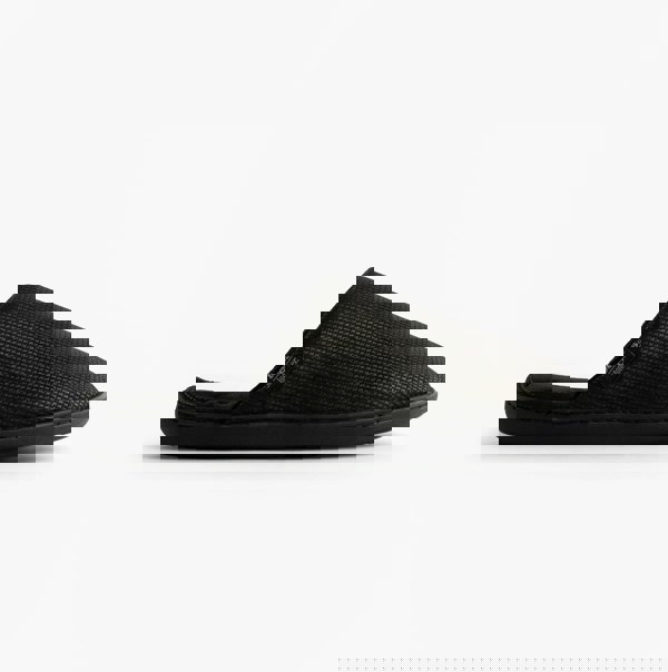 Totes Isotoner SQUARE PATTERNED SMART MULE Mens Mule Slippers Black