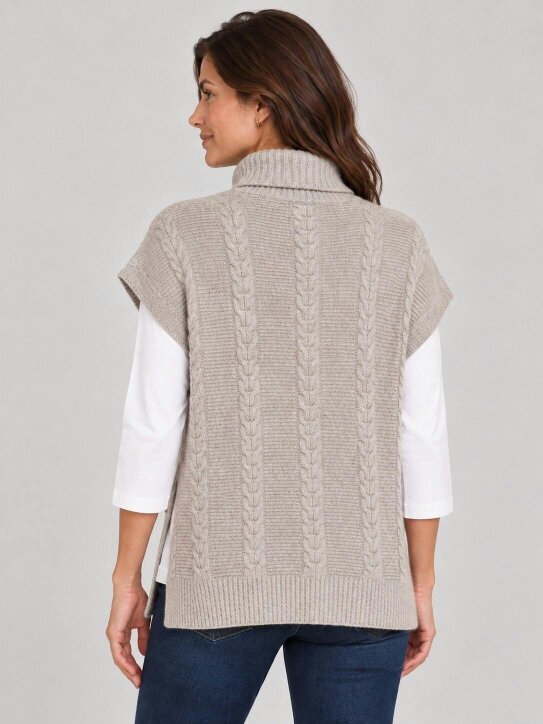 VIZ-A-VIZ Cable Roll Neck Tabard