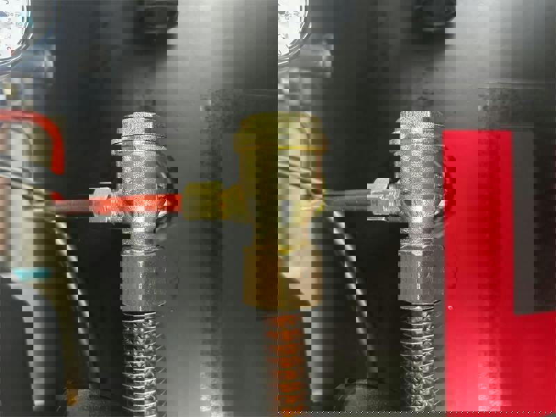 Heavy Duty Electric Air Compressor 100L 250LPM 8 BAR / 115PSI (3HP 2.2KW Garage Workshop)