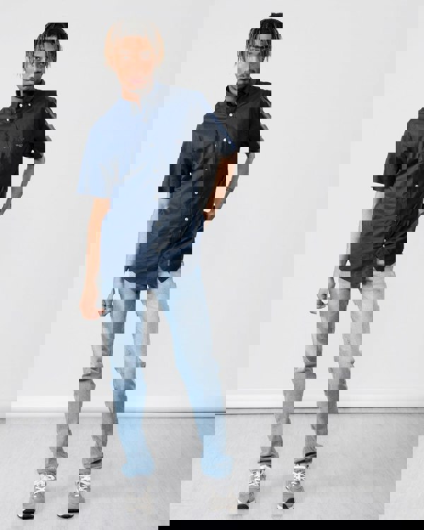 GANT Regular Broadcloth Short Sleeve Button Down Mens Shirt - 410 Marine