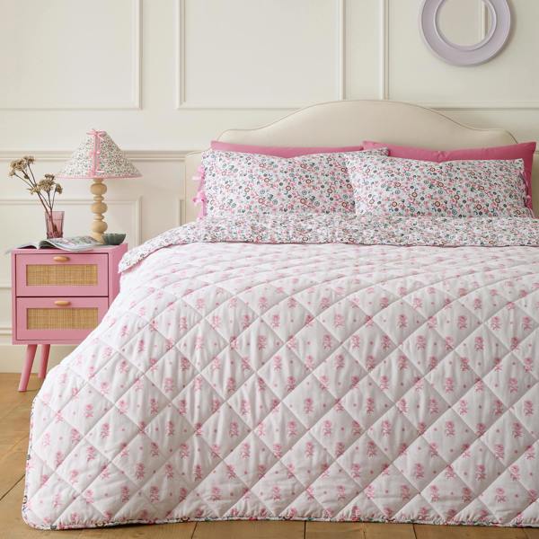 Cath Kidston Pearly Queen Ditsy Cotton Quilted Bedspread Pink