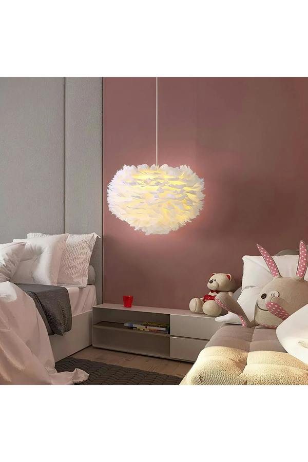 Living and Home Chic Feather 3-Light Chandelier Pendant Light