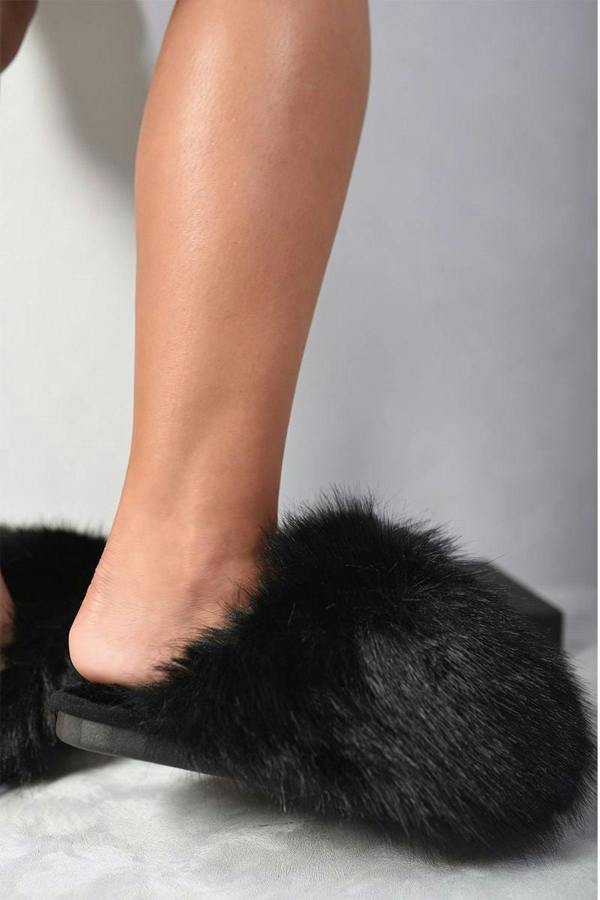 Mildred Fluffy Faux Fur Winter Sandals - Black