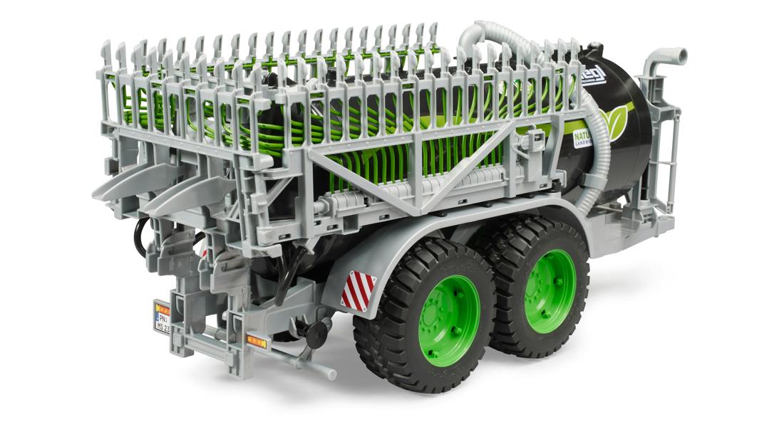 Bruder Fliegl barrel trailer Jumbo Line Plus Detailed Vehicle & Playset Model