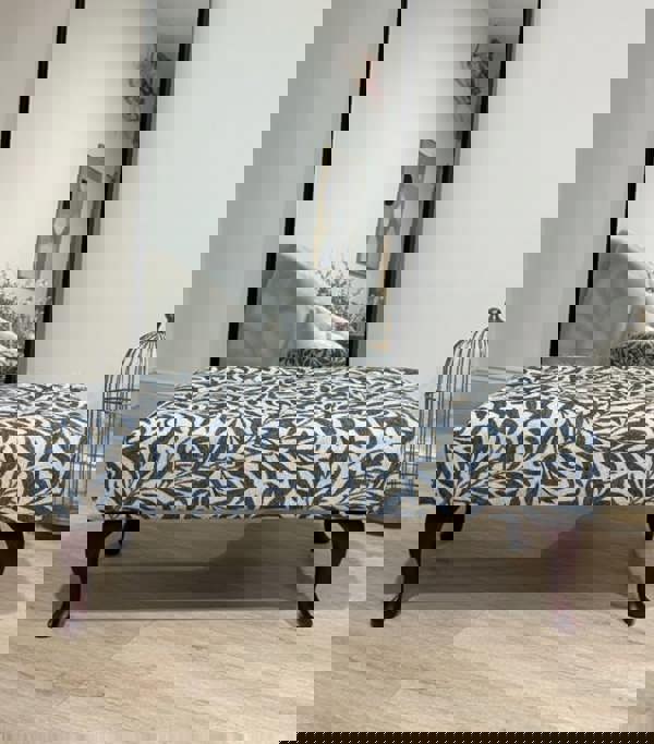 ISTOOLS Premium Will Blue Velvet Footstool Ottoman – Non-Storage Multifunctional Footrest & Coffee Table Pouffe