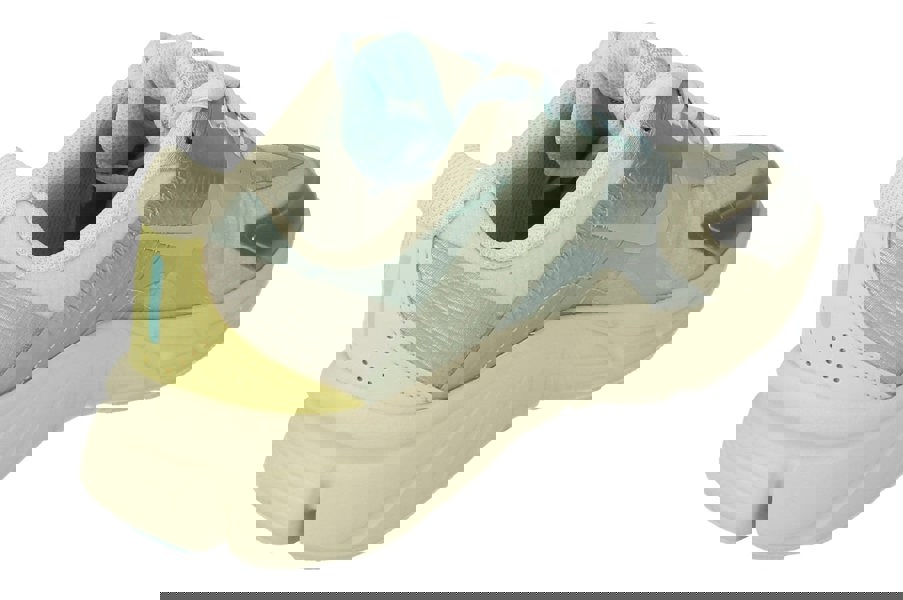 Nike Womens Alphina 5000 Da4297  001 - Light Silver Platinum 001 - Photo 2