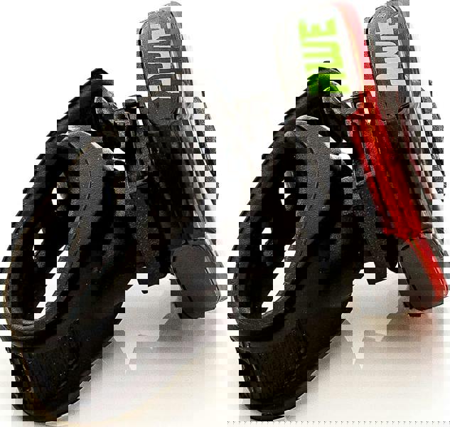 Awe Alert 30 Lumens 18 COB LED's USB 2.0 Rechargeable Rear Bike Light