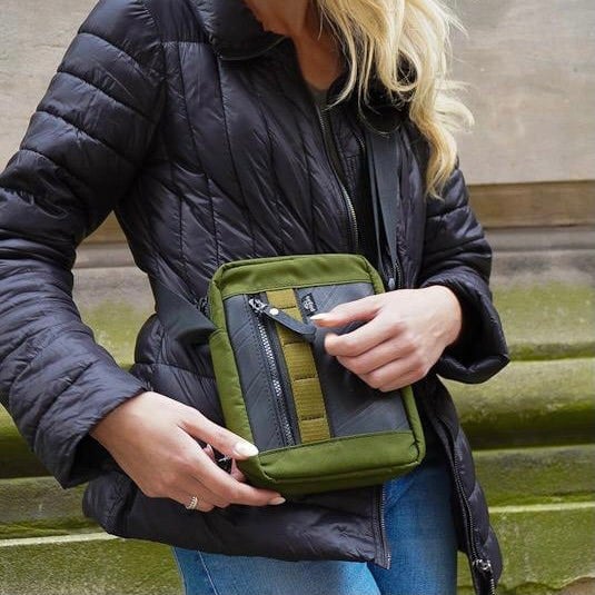 Paguro Major Vegan Crossbody Reporter Bag