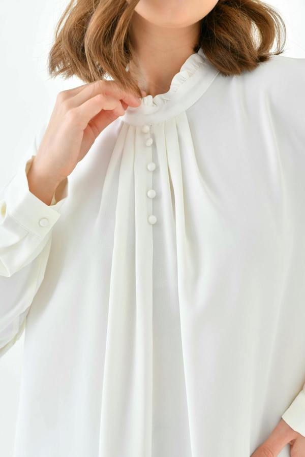 Hoxton Gal Oversized Long Sleeve Button Detailed Tunic Top in White