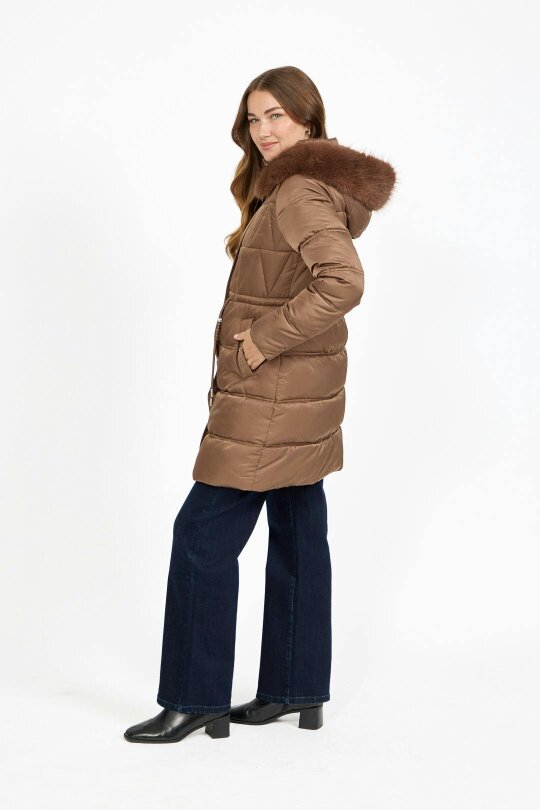 Mudflower Diamond Quilted Jacket with Detachable Fur Hood