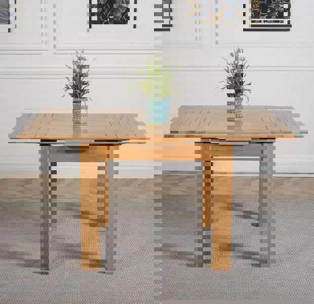 That's Furniture Richmond Solid Oak Extendable Dining Table - 90 to 150cm
