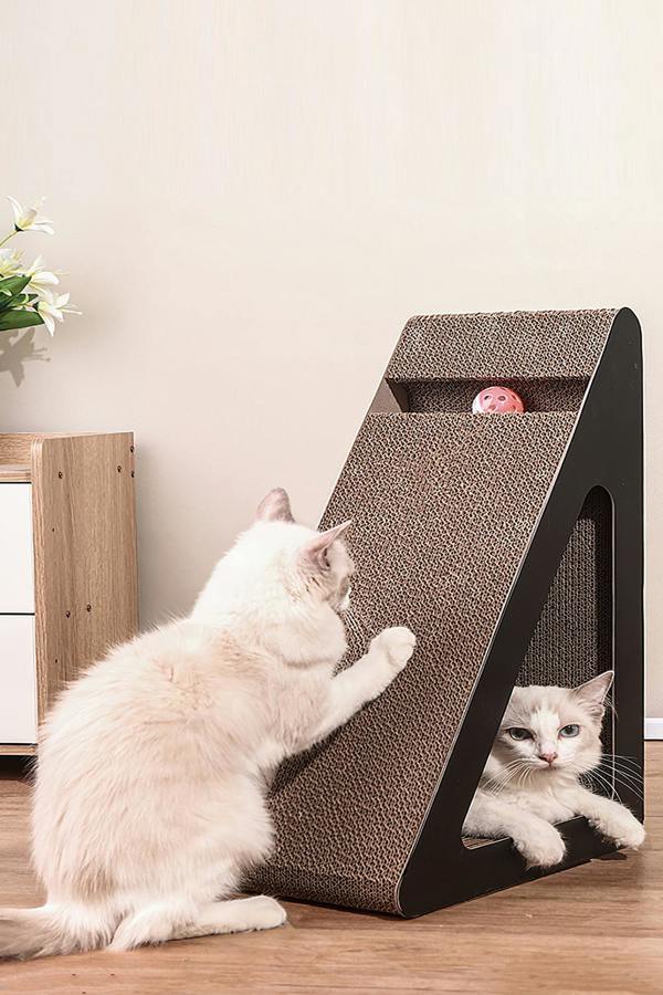 Triangle Cat Scratching Post with Bell Ball， Easy to Install, Shavings Free, Scratch Resistant Sofa Cat Scratching Board
