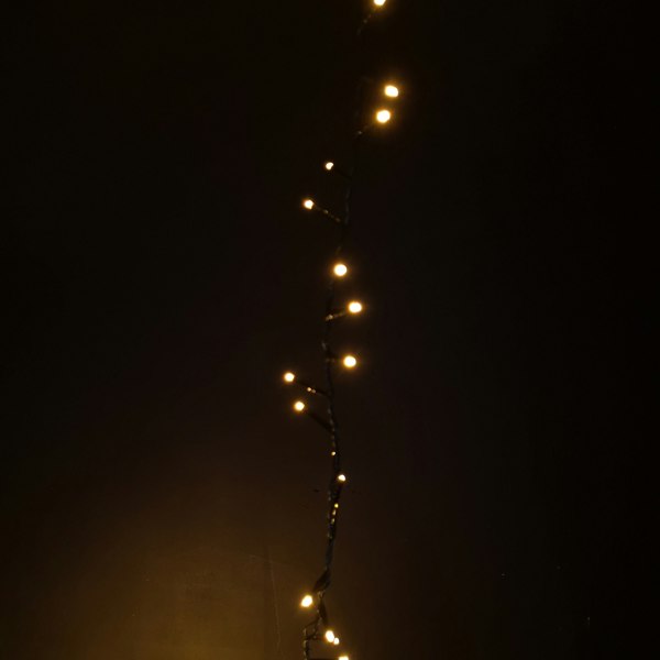Samuel Alexander 1000 LED 25m Indoor Outdoor Christmas Multi Function Mains Operated String Lights with Timer in Vintage Gold