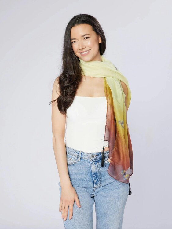 Art on Scarves The Ultimate Accessory - Bees