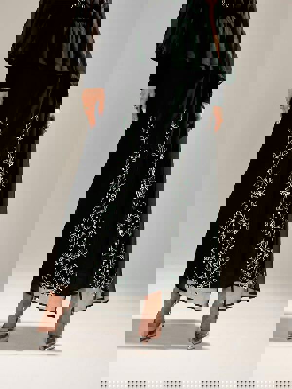 GWD Floral Embellished Sparda Skirt in Dark Green