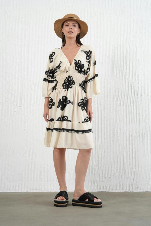 Hoxton Gal Relaxed Fit 3/4 Sleeves V Neck Printed Knee Lenght Dress in Beige and Black