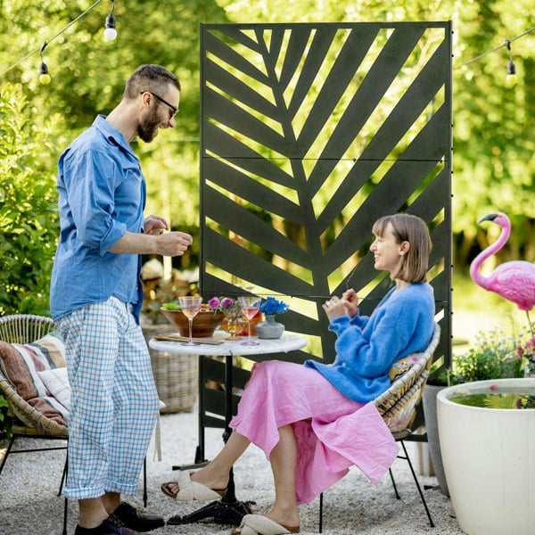 Outdoor Privacy Screen