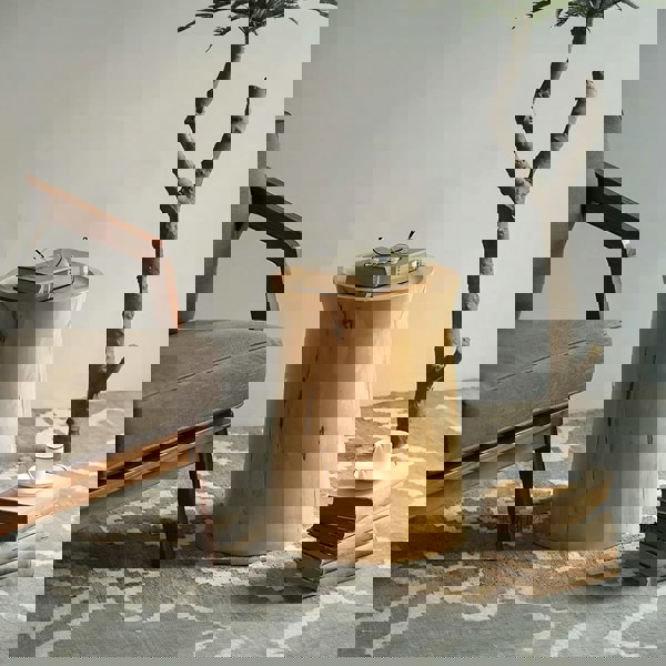 R16 Round Side Table, Oak-Weilai Concept-Weilai Concept