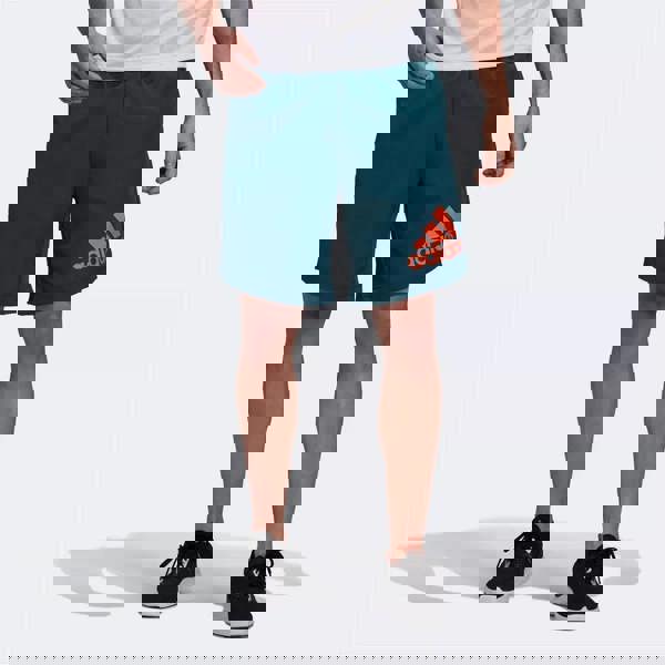 6870d1cb73a98260fabe3e27e7f9f965