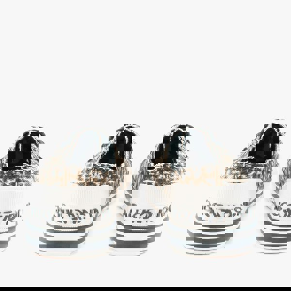 1615303637-30618000.jpg