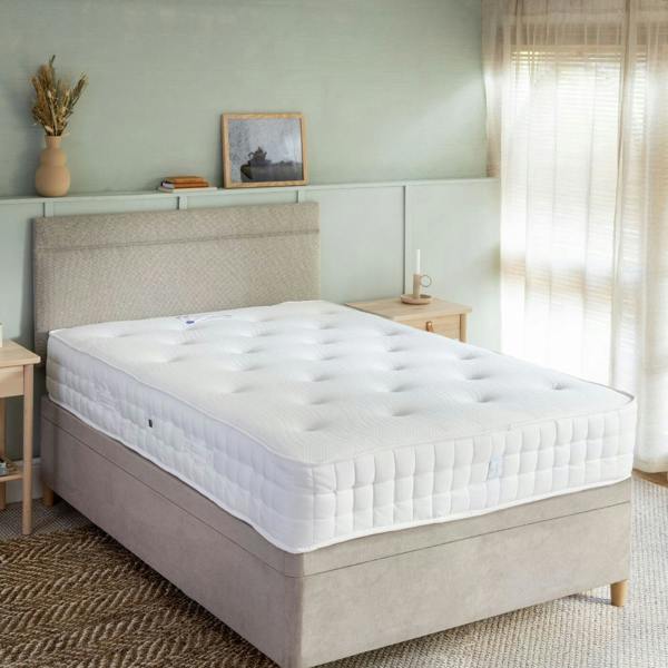 1000 Pocket Spring Zip & Link Mattresses styled in a bedroom | Soak and Sleep