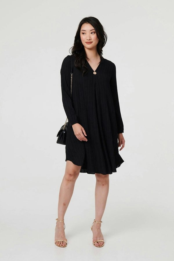 Black | Pleated V-Neck Long Sleeve Swing Dress
