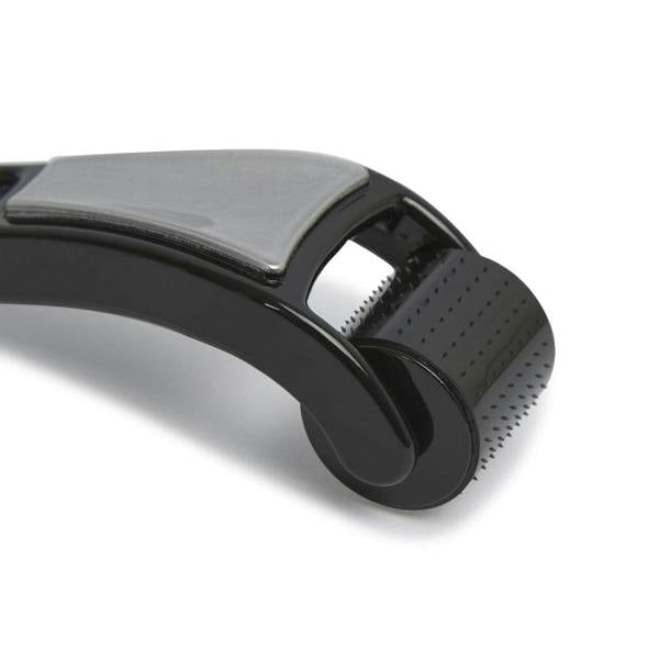 0.25mm microneedle roller close up