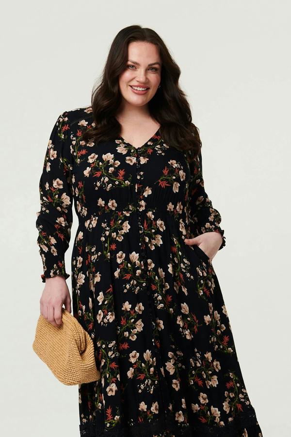 Izabel London Curve Floral Shirred V-Neck Maxi Dress
