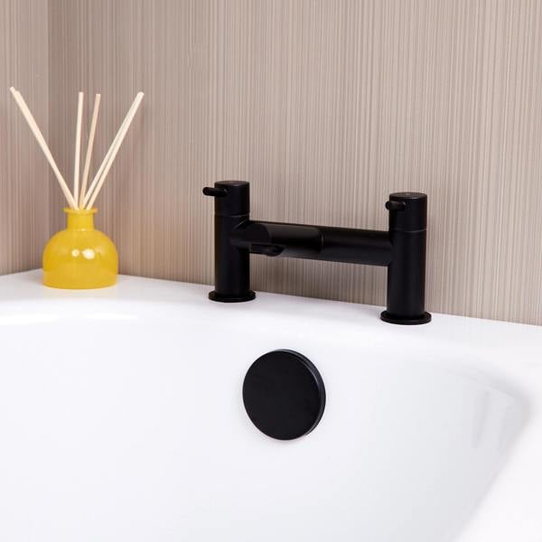 Flode Runn | Bath Filler | Matt Black