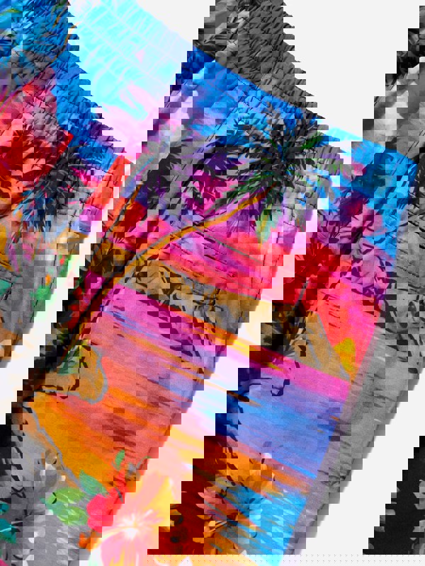 Dolce & Gabbana Kids Dolce & Gabbana Boys Hawaiian Print Shorts in Multicolour